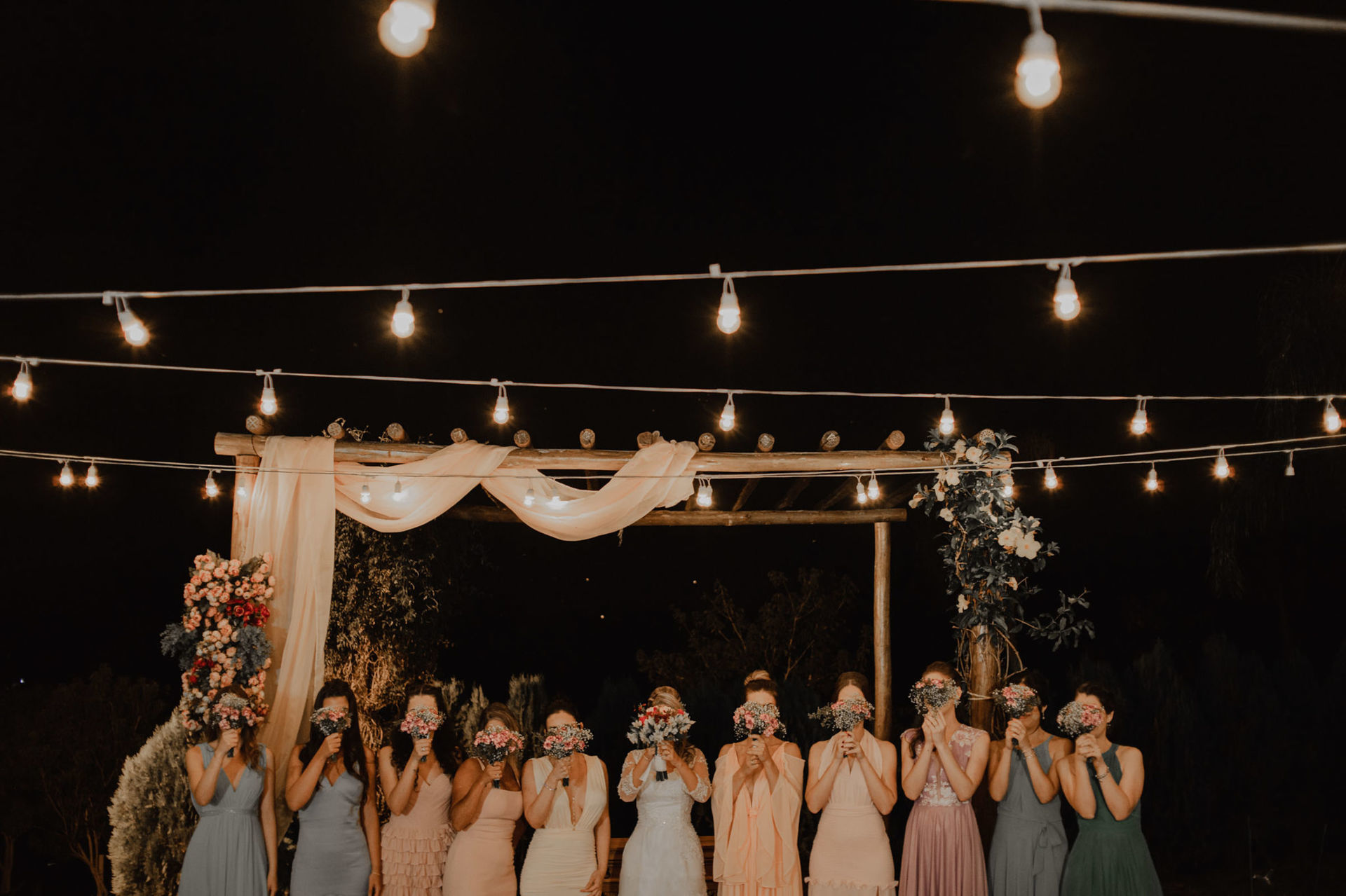Foto Como escolher suas madrinhas de casamento... Foto Como escolher suas madrinhas de casamento... - Imagem 0