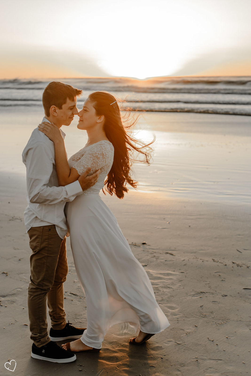 Foto Larissa e Brayan - Pré wedding Foto Larissa e Brayan - Pré wedding - Imagem 2