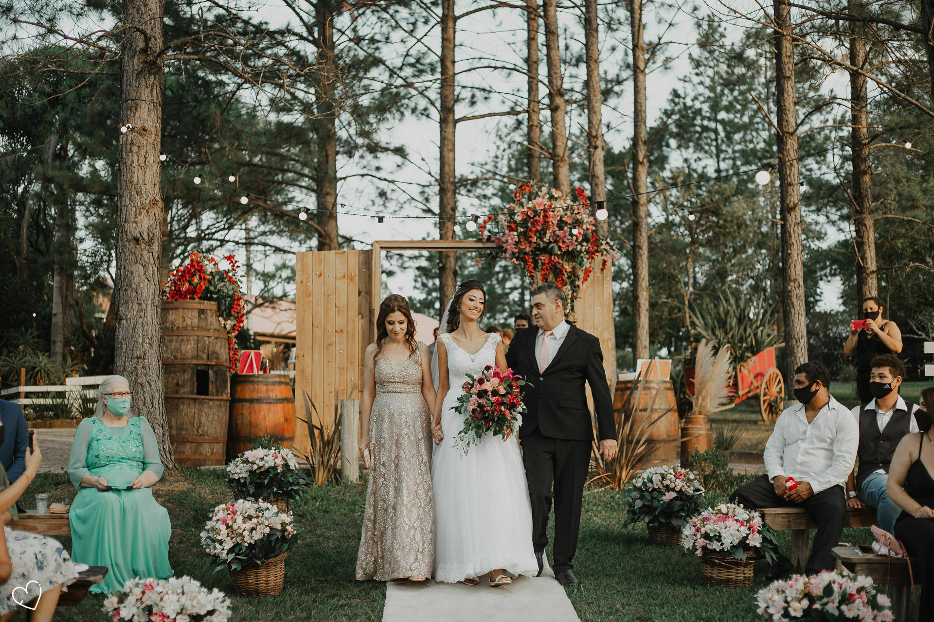 Foto 5 DICAS ESSENCIAIS PARA SEU CASAMENTO QUE VOCÊ NÃO PENSOU Foto 5 DICAS ESSENCIAIS PARA SEU CASAMENTO QUE VOCÊ NÃO PENSOU - Imagem 0
